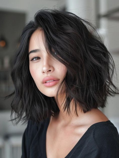 Explore Medium Bob Haircuts for a Stylish Look Dark Hair Bob Haircut, Choppy Lob Haircut, Bob Aesthetic, Dark Hair Bobs, Mid Length Bob, Voluminous Bob, Medium Bobs, Hairstyles 15, Medium Bob Haircuts