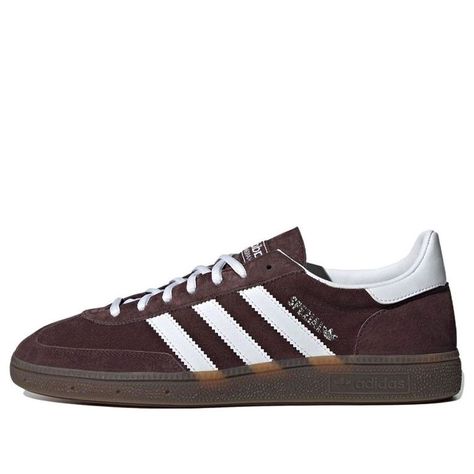 Adidas Original Handball Spezial 'Shadow Brown Gum' IF8914 Brown Spezial Adidas, Adidas Spezial Brown, Brown Adidas Shoes, Brown Shoes Outfit, Girlboss Style, Sneaker Ideas, Brown Adidas, Adidas Brown, Adidas Handball Spezial