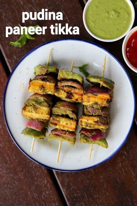 Paneer Starters, Paneer Tikka Recipe, Paneer Biryani, Paneer Dishes, Tikka Recipe, Mint Sauce, Paneer Tikka, Green Chutney, Paneer Recipes