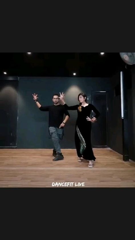 Couple Dance Songs, Contemporary Dance Videos, Simple Dance, Wedding Dance Songs, Beautiful Dance, Dance Playlist, Wedding Dance Video, Dance Basics, Dance Outfits Practice