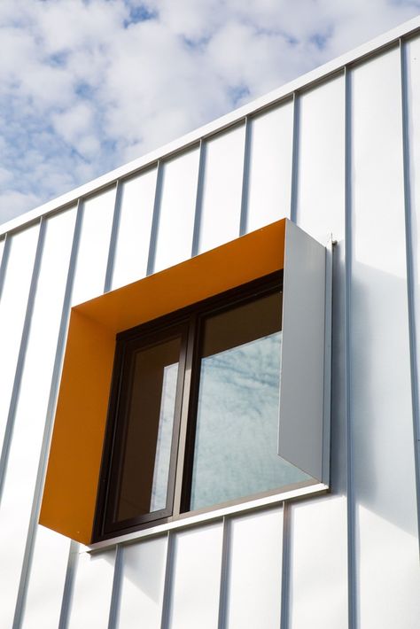 House for Five,© Chad Mellon Photographer Shading Device, Window Architecture, Metal Facade, House Cladding, Diy Window Treatments, Metal Cladding, Standing Seam, Casa Container, Exterior Cladding