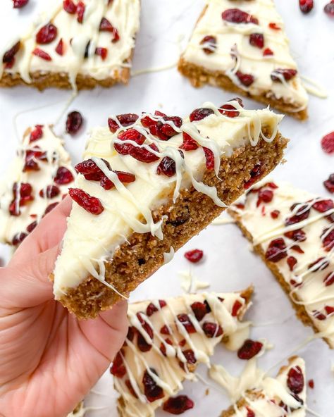 Healthy Starbucks Cranberry Bliss Bars | Gluten Free Recipe Starbucks Coffee Cake Recipe, Starbucks Cranberry Bliss Bars, Starbucks Cranberry Bliss, Cranberry Bliss Bars Recipe, Cranberry Bliss Bars Starbucks, Bliss Bars, Glutenfri Baking, Cranberry Bliss, Bliss Bar