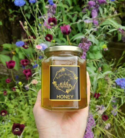 Yorkshire Day! As a small batch Honey producer situated in Yorkshire we are super proud of our bees and our Honey! We are delighted and proud to offer our freshly jarred Summer Honey, ready just in time for Yorkshire Day Our exceptional summer honey this year offers a complex and well rounded flavour, beautiful floral notes, combined with delicate sweetness with a golden amber hue. And true to our sustainable ethos our jars are made here in the UK @freemanhardingltd We couldn't be prouder of... Yorkshire Day, Golden Amber, Natural Honey, Floral Notes, Small Batch, Yorkshire, Amber, Honey, Pick Up