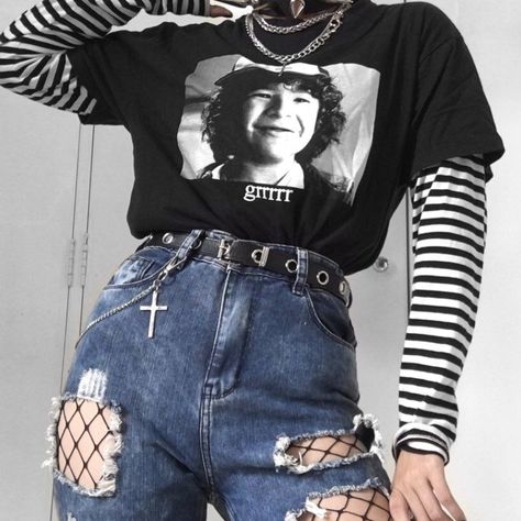 Egirl Fashion, E Girl Outfits, Goth Outfit, Aesthetic Grunge Outfit, Rock Outfit, Foto Poses, Trik Fotografi, Indie Outfits, Alternative Outfits