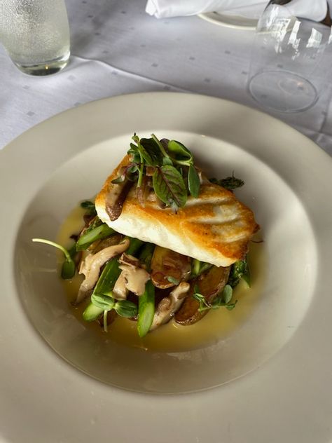 Alaskan Halibut, Recipes With Ingredients, Halibut Recipes, White Bean Salad, Relish Recipes, Fingerling Potatoes, Creamed Spinach, Roasted Asparagus, Sliced Mushrooms