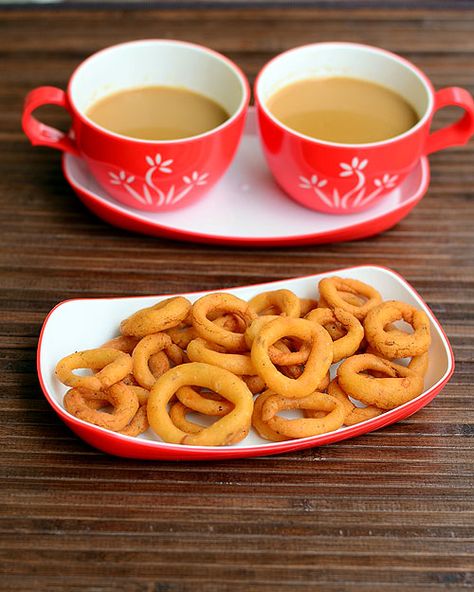 Selamat Sore, Eating Food Funny, Good Morning Coffee Gif, Chai Recipe, Dry Snacks, Delicacy Food, Morning Gif, Evening Snacks, Indian Snack Recipes