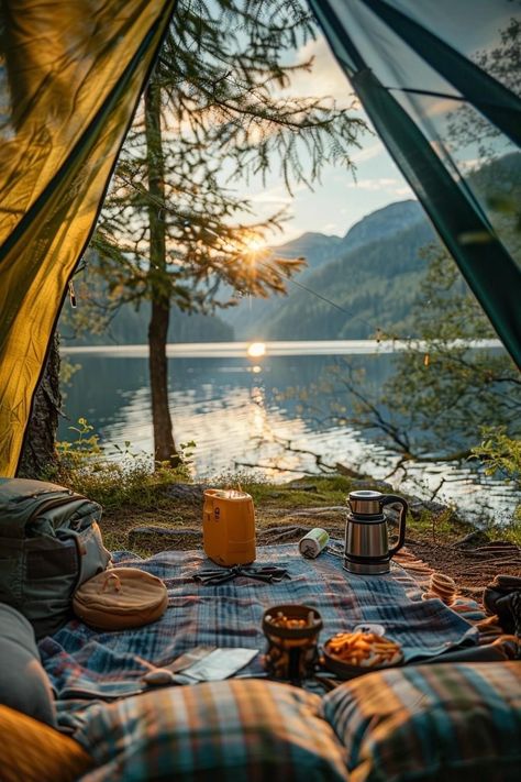 Hiker Core, Lake Life Aesthetic, Adventurer Aesthetic, Explorer Aesthetic, Hiking Vibes, Zelt Camping, River Camp, Camping Inspiration, Camping Vibes