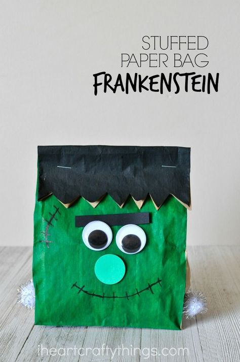 This stuffed paper bag Frankenstein craft is easy to make and makes a great Halloween kids craft and Halloween decoration. Aesthetic Craft Ideas, Frankenstein Craft, Halloween Kids Crafts, Craft Ideas For Beginners, Mummy Crafts, Aesthetic Craft, Fun Kids Crafts, Paper Bag Crafts, Construction Paper Crafts