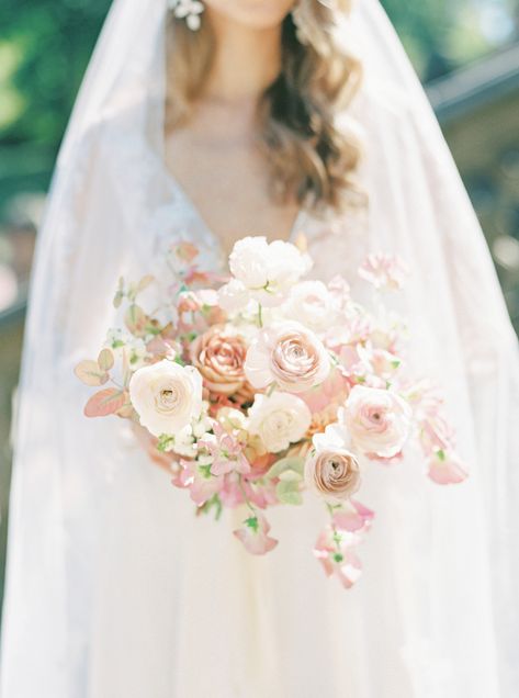 Flower Film, Romantic Inspiration, Bethesda Fountain, Bridal Editorial, Blush Bouquet, Claire Pettibone, Romantic Bouquet, Bridal Bouquet Flowers, Rhode Island Wedding