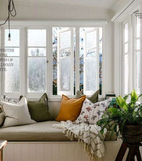 Sunroom With Built In Benches, Tiny Sunroom Ideas, Small Window Bench, Tiny Sunroom, Bench Area, Sunroom Ideas, House Details, Window Benches, Fun House