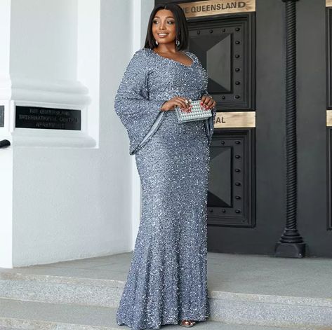 Make a dazzling entrance in this gorgeous Wide Sleeves Sparkly Bodycon Maxi Dress! The wide long sleeves and glitter sparkle accent design are sure to turn heads, while the polyester and spandex material provides stretch and comfort for a perfect fit. Whether you're attending a gala or a black-tie affair, this dress will have you looking and feeling your best. Measurement Guide SIZE (INCHES) BUST* WAIST* HIPS* SLEEVES LENGTH* LENGTH* L 40 32 40 22.4 61.8 1X 43 34 42 22.8 62.2 2X 45 37 44 23.2 62 Empire Pattern, Sukienki Plus Size, Boho Wedding Dress Lace, Style Formal, Evening Dresses Short, Evening Dresses Plus Size, Plus Size Prom Dresses, Women's Evening Dresses, Wedding Dresses Plus Size