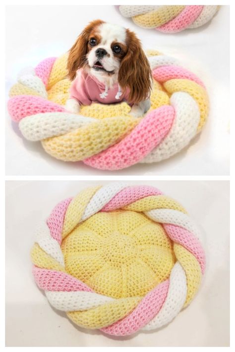 Crochet Dog Couch, Crochet Pet Food Mat, Crocheted Dog Bed, Crochet Pet Stuff, Crochet Dog Beds Free Patterns, Crochet Accessories For Dogs, Pet Crochet Patterns Free, Crochet Dog Bed Free Pattern, Crochet Patterns For Cats