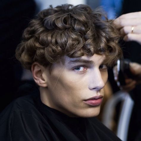 Me trying hard to get @piero_mendez unique curly hair haha  #rafsimons #backstage #paris #pfw Female Looks, Marc Schulze, Feminine Guys, Big Nose Beauty, Male Actors, Big Nose, Beautiful Curls, Big Noses, Jaco