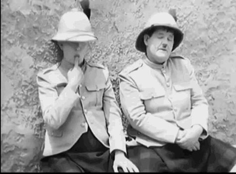 Oliver Hardy, Good Morning Funny Pictures, Laurel And Hardy, Good Morning Funny, Silent Movie, Funny Films, Gif Pictures, Funny People, Comedians