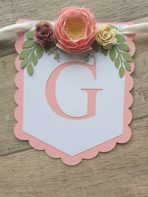 Cricut Baby Shower Banner, Name Banner Diy, Baby Shower Banners, Cricut Baby Shower, Cricut Banner, Welcome Baby Banner, Baby Name Banners, Its A Girl Banner