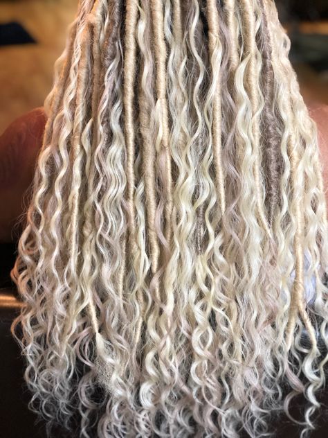 Bohemian Goddess Braids Blonde, Platinum Blonde Faux Locs, Blonde Boho Faux Locs, Blonde Faux Locs Styles Goddess, Platinum Blonde Boho Knotless Braids, Blonde Bohemian Locs, Brown And Blonde Soft Locs, Goddess Locs Blonde, Messy Bohemian Faux Locs