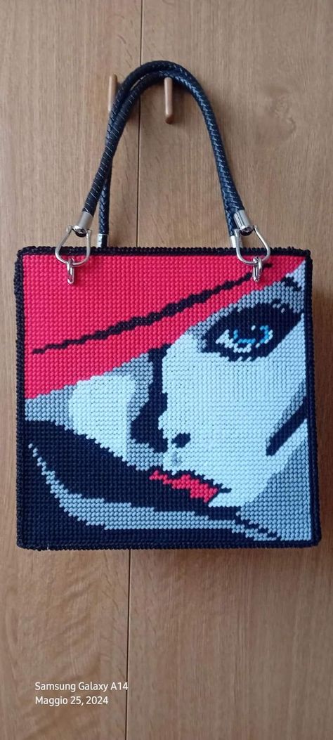 Plastic Canvas Bag Patterns, Plastic Canvas Bag Tutorials, Tapestry Crochet Patterns Bags, Plastic Handbag, Canvas Bag Diy, Crochet Bag Pattern Free, Tapestry Crochet Patterns, Tote Organization, Crochet Handbags Patterns