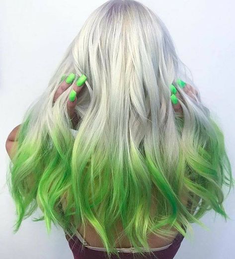 Green And Blonde Hair, Dip Dyed Hair, Pulp Riot Hair Color, Dip Dye Hair, Perfect Hair Color, Pulp Riot Hair, Money Piece, Pulp Riot, Awesome Hair