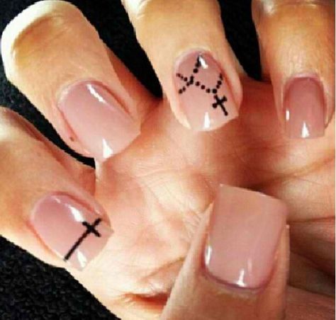 Cross nails. Cute! Rosary. Lent Nail Designs, Cross Design Nails, Rosary Nails Designs, Faith Nails Designs, Nails With Cross, Christian Nail Art, Rosary Nails, Ombre Nail Design, Cross Nail Designs