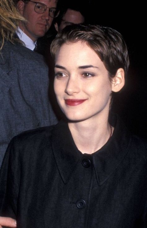 90s Pixie Cut, 90s Pixie, Pixie Cut Short, 90s Grunge Hair, Winona Forever, Winona Ryder, Grunge Hair, Pixie Hairstyles, Pixie Haircut