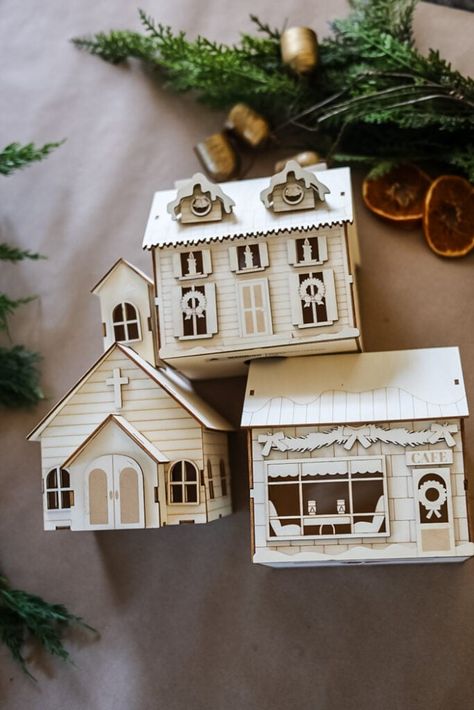 Gingerbread House Magic: A DIY Tutorial Diy Gingerbread Dollhouse, Wooden Gingerbread House Diy, Diy Village Houses, Printable Gingerbread House Template, White Gingerbread House, Gingerbread House Patterns, Ginger Bread House Diy, House Magic, Gingerbread House Template