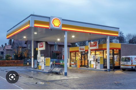 Gas Station Reference, Bloxburg Gas Station, Bloxburg Town, Shell Gas Station, Station Service, Building Illustration, Petrol Station, Filling Station, Gas Stations