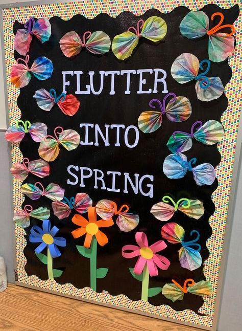 May Bulletin Boards Preschool, Flutter Into Spring Bulletin Board, May Teacher Boards, Bulliton Bored Ideas Preschool, Spring Time Bulletin Board Ideas Preschool, Butterfly Board Ideas, Bulliten Boards Ideas May, March Kindergarten Bulletin Boards, Soaring Into Spring Bulletin Boards