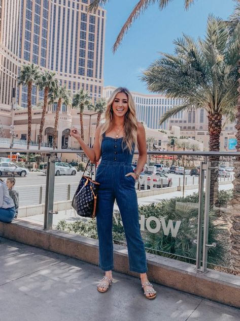 Vegas Day Outfit, Vegas Outfit Ideas Spring, Las Vegas Outfit Summer, Outfits For La, Summer Vegas Outfit, Vegas Outfit Ideas, Las Vegas Fashion, Las Vegas Outfit, Vegas Dresses