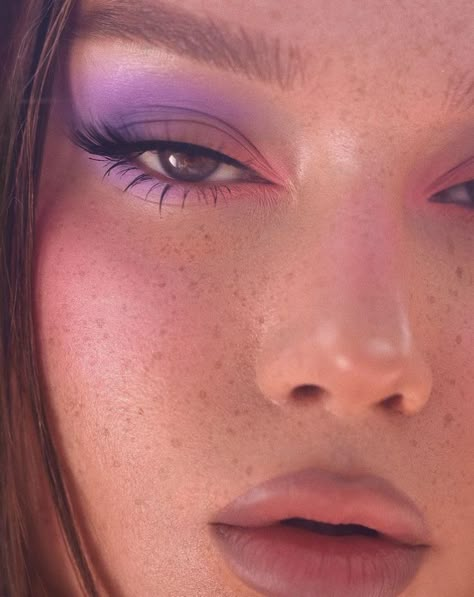 Makeup Ideas Under Eyes, Cute Makeup Looks Aesthetic Pink, Make Uo Idea, Fun Eyeshadow Looks Easy, Purple Makeup Looks, Purple Eye Makeup, Cute Eye Makeup, Swag Makeup, Purple Makeup