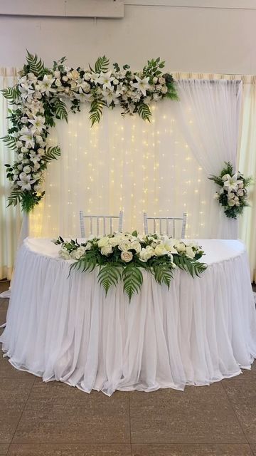 Civil Wedding Backdrop Simple, Mr And Mrs Backdrop Wedding Ideas, Flower Decor For Wedding, Civil Wedding Decorations, Civil Wedding Decor, Wedding Ideas Decoracion, Wedding Simple Decoration, Ideas Boda Decoracion, Wedding Anniversary Decoration Ideas