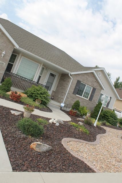 Landscape Styles, Zero Scape, Xeriscape Front Yard, Rock Yard, Backyard View, Xeriscape Landscaping, Yard Garden Design, Front Yard Landscape, Driveway Landscaping