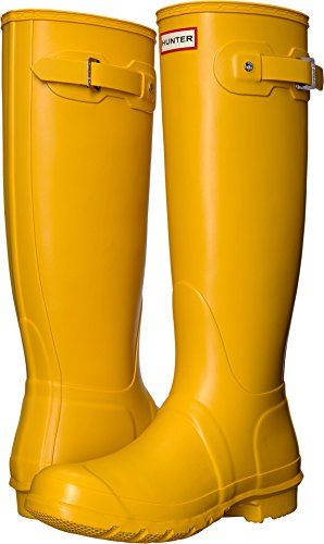 Yellow Rain Boots Outfit, Cute Winter Boots, Rain Boot Outfit, Yellow Rain Boots, Stylish Winter Boots, Womens Rubber Boots, Knee High Boots Winter, Short Winter Boots, Vtuber Model