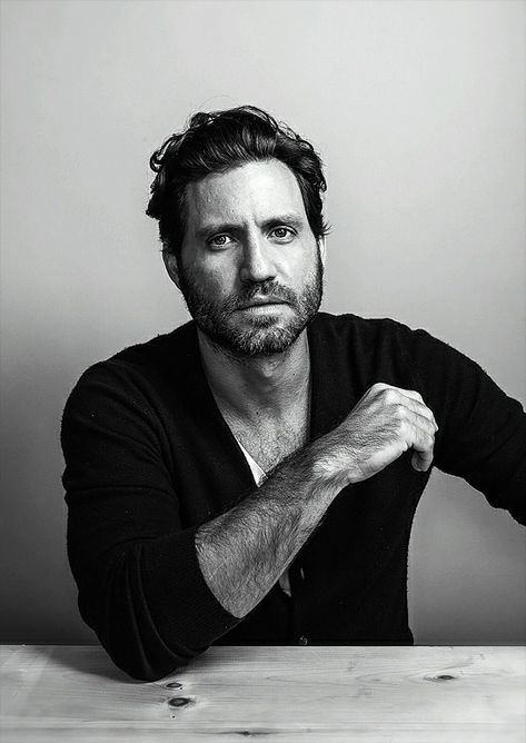 Edgar Ramirez Edgar Ramirez, Ultimate Spiderman, Bear Men, Tv Actors, Black White Photos, Good Looking Men, Favorite Celebrities, Famous People, Character Inspiration