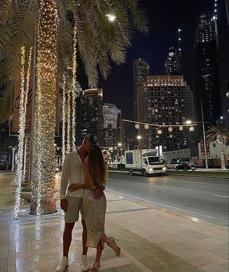 Corrupt by penelope douglas Date In Dubai, Couple Dubai Aesthetic, Dubai With Boyfriend, Dubai Couple Pictures, Dubai Romantic, Corrupt By Penelope Douglas, Dubai Couple, Dubai Instagram Pictures, Dubai Photoshoot