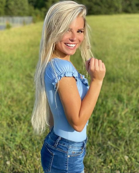 Danielle Johnson, Hair Today, Crop Tops, Instagram Post, Instagram Posts, Hair, Women's Top, On Instagram, Instagram