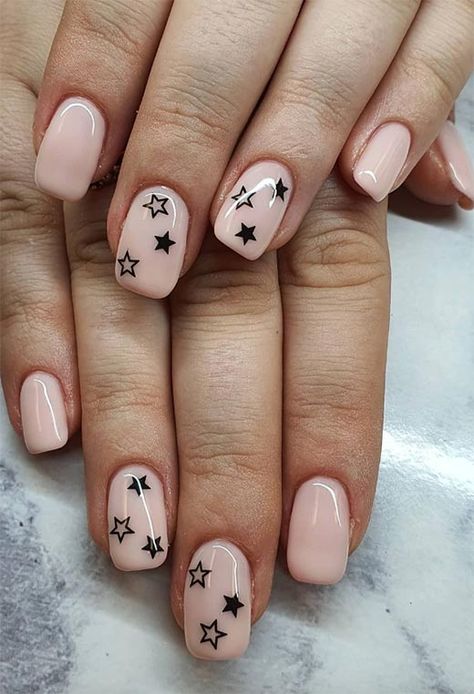 Cute Boho Nails Short, Star Detail Nails, Nail Art Stars Simple, Star Themed Nails, Neon Star Nails, Nails With Stars Design, Nails Stars Design, Acrylic Star Nails, Nail Design Star