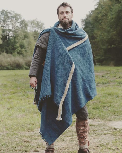 Viking Reenactment Clothing, Medieval Shepherd, Celtic Cloak, Shepherd Clothing, Norse Clothing, Wool Cloak, Cultural Clothing, Viking Reenactment, Armagh