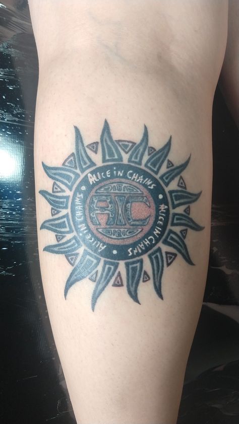 Alice In Chains Alice In Chains Sun Tattoo, Stone Temple Pilots Tattoo, Hole Tattoo Band, Gojira Tattoo, Alice In Chains Tattoo, Swag Tattoo, Pilot Tattoo, Chain Tattoo, Tattoos Inspo