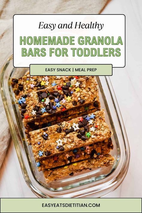 These healthier 3 ingredient homemade granola bars for toddlers are absolutely delicious, involve very few ingredients and require only 5 minutes of prep time! They are packed in nutrients from the oats and peanut butter and they are perfect to make ahead for the week! #toddlerfood #toddlersnacks #easytoddlersnacks #homemadesnacks #homemadegranolabars #granolabars