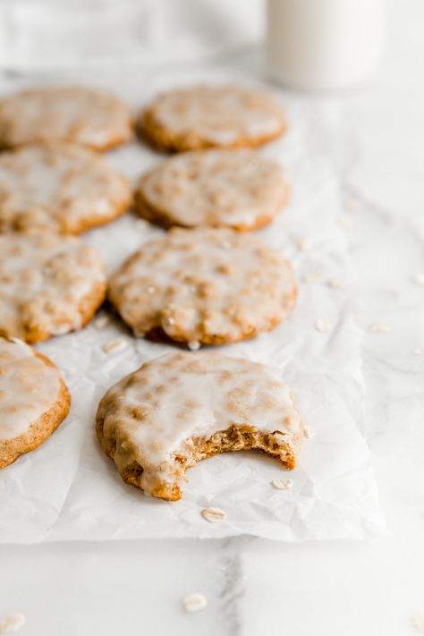 Maple Oatmeal Cookies, Maple Oatmeal, Powdered Sugar Icing, Iced Oatmeal Cookies, Cronut, Sugar Icing, Lemon Glaze, Donut Holes, Coconut Cookies