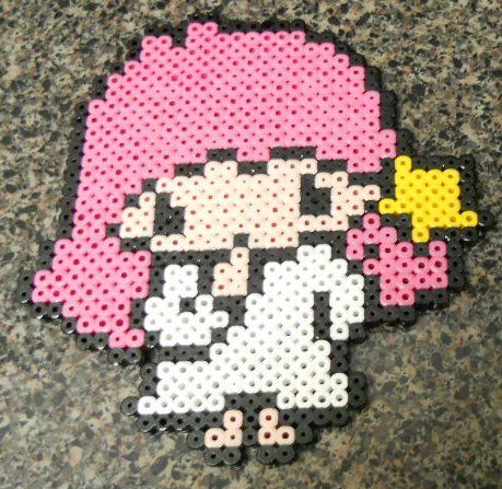 Little Twin Stars Lala perler beads by nekomusume on deviantart Lala Sanrio, Hama Beads Kawaii, Kiki Lala, Pixels Art, Pixel Beads, Fuse Bead Patterns, Perler Bead Templates, Bead Crochet Patterns, Perler Crafts