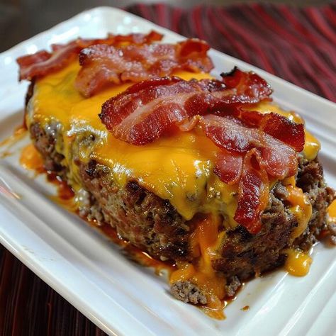 Cheese Burger Meatloaf Recipes, Cheese Burger Meatloaf, Bacon Mushroom Swiss Cheese Meatloaf, Bacon Mushroom Swiss Meatloaf, Cheeseburger Meatloaf Recipes, Classic Cheeseburger, Bacon Cheeseburger Meatloaf, Meatloaf Burgers, Cheeseburger Meatloaf