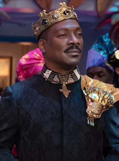 African King Costume, African King Outfit, African King Attire, African Royalty Fashion Men, King Suit Royal, African Attire For Men Traditional Weddings, African King, Royal Family Portrait, King Costume