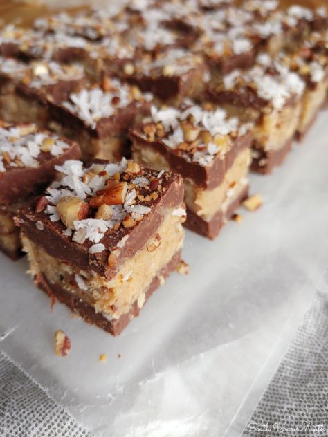 Condensed Milk Chocolate Fudge, Fudge With Sweetened Condensed Milk, German Chocolate Fudge, German Chocolate Caramel Bars, Chocolate Fudge Sweetened Condensed Milk, German Chocolate Bars Easy, German Chocolate Fudge Recipe, German Chocolate Fudge 12 Tomatoes, Fudge Recipe Condensed Milk