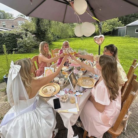 Bachelorette partyy 🍰🥂🍓🍸🪩💃🏼 Vineyards And Vows Bachelorette, Wine Country Bachelorette Party, Winery Bachelorette Party Ideas, Vineyard Bachelorette, Winery Bachelorette Party, Winery Bachelorette, Country Bachelorette Parties, Club Bachelorette, Country Bachelorette