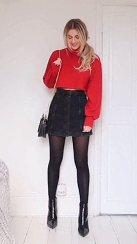 Lydia Rose on Instagram: “CHRISTMAS DAY OUTFITS 🎄🎅 outfit options whether you’re dressy or casual - which would you wear?! ❤ • 1 - Festive Red... Crop jumper, skirt…” Christmas Day Outfit Dressy, Cropped Jumper Outfit, Red Pullover Outfit, Red Jumper Outfit, Boyfriend Shirt Outfits, Christmas Day Outfits, Rainy Day Dress Outfit, Lydia Rose, Crop Jumper