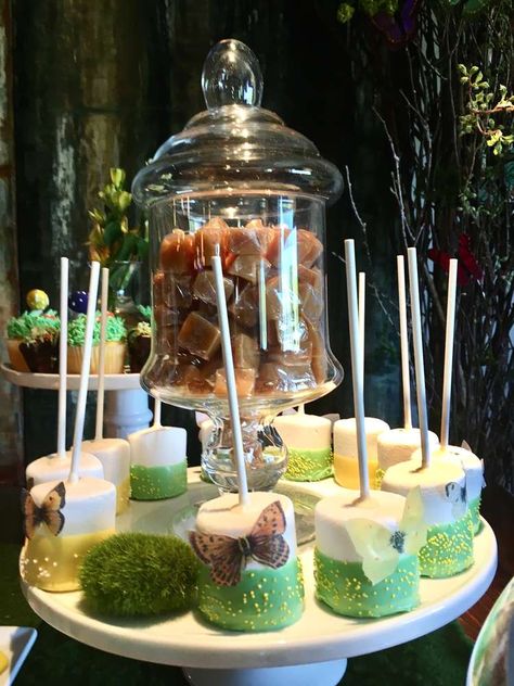 Enchanted Forest Dessert Table Sweets, Sweet 16 Party Ideas Enchanted Forest, Forest Theme Graduation Party, Enchanted Forest Theme Dessert Table, Enchanted Forest Theme Treats, Enchanted Forest Candy Table, Enchanted Forest Treats, Enchanted Forest Desserts, Enchanted Forest Food Ideas