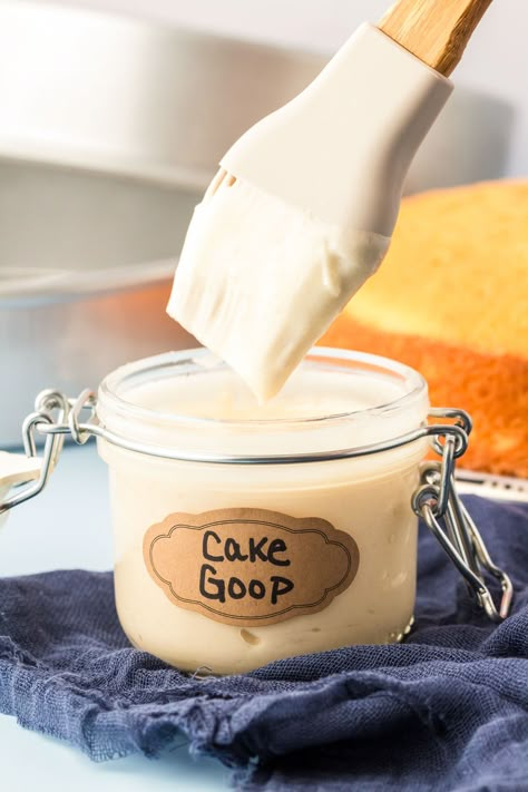 This Cake Goop is a Magic Pan Release kitchen hack that flawlessly frees everything you bake in pans perfectly every time! Make a batch to store and use for all your baking needs! Cake Goop, Goop Recipe, Baking Chocolate Recipes, Baking Secrets, Kitchen Hack, Farmers Market Recipes, Cake Baking Recipes, Magic Cake, Gluten Free Cake