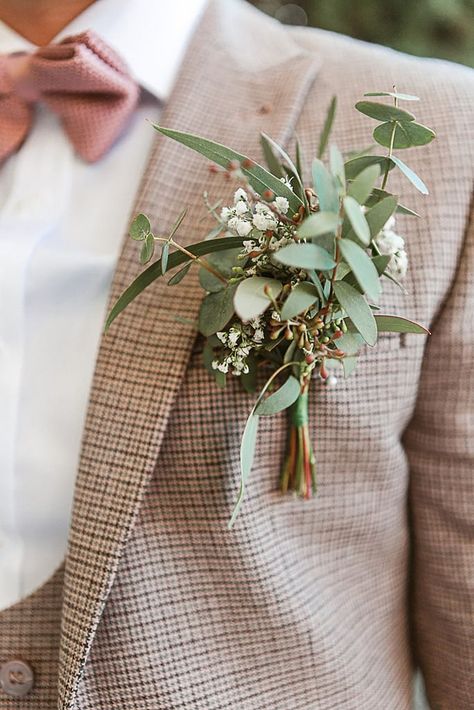 Rustic Wedding Inspiration - Louis & Georgia's Kingston Estate Wedding Wedding Button Holes Rustic, Button Holes Wedding Eucalyptus, Buttonholes Wedding Rustic, Wild Flower Button Holes, Minimal Rustic Wedding, Rustic Buttonholes, Wedding Button Holes, Groomsmen Flowers, Buttonholes Wedding