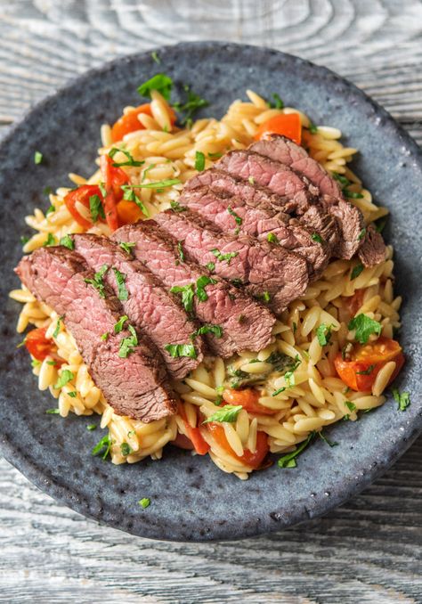 Easy steak recipe with pasta | Try HelloFresh today with code “HelloPinterest” and receive $25 off your first  box. Steak And Pasta, Sirloin Steak Recipes, Steak Dinner Recipes, Caprese Pasta Salad, Plats Healthy, Easy Steak Recipes, Caprese Pasta, Easy Steak, Hello Fresh Recipes